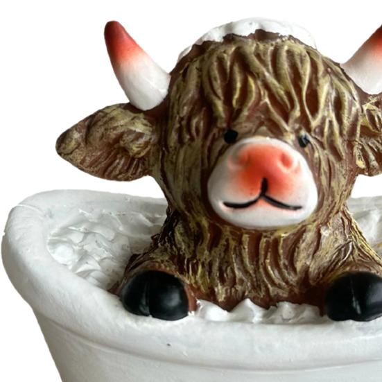 1/3Pcs Bathroom Highland Cow Figurine Bathing Reading Book Toilet Paper Highland Cattle Resin Statue Sculpture Decoration Ornament Calf Lovers Gifts