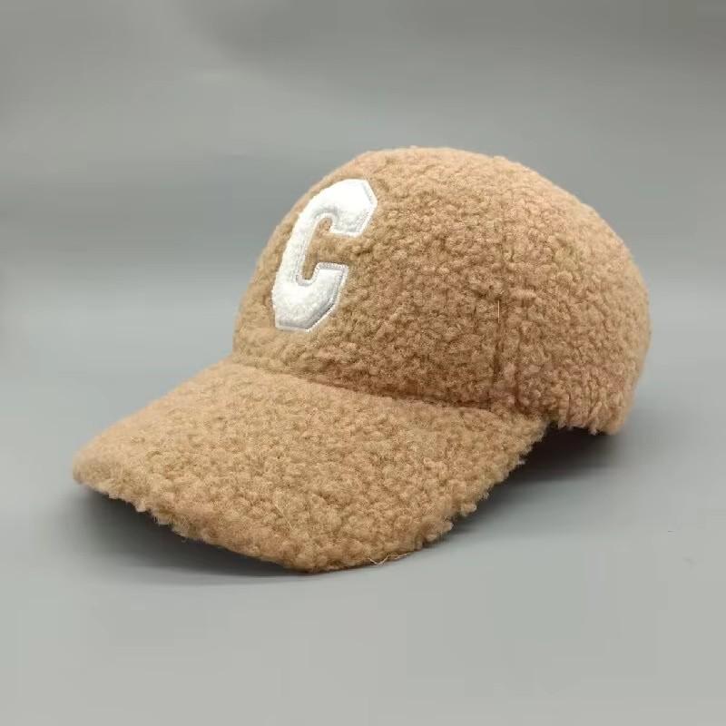 Lamb Wool Solid Color Duckbill Cap C Letter Embroidery Baseball Cap Woman Winter Travel Outdoor Warm and Thickened Casquette
