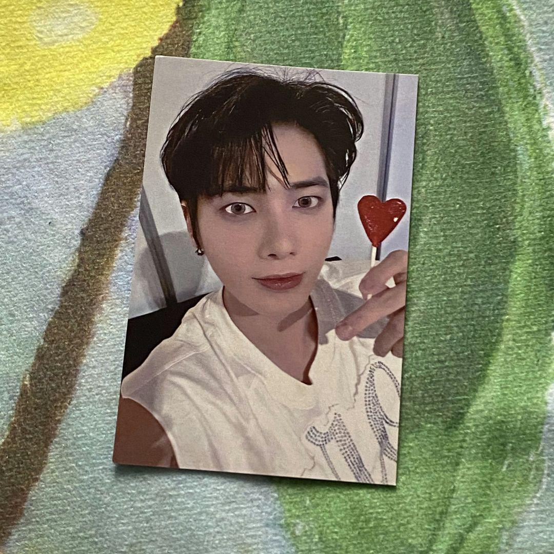 

[USED] TXT Sanok Public Broadcast Love Language Korean Taehyung Trading Card