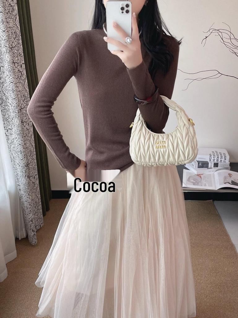 Women's Seamless Wool Pullover: Half-High Collar, Long Sleeve, Solid Color - Autumn/Winter Knit Sweater