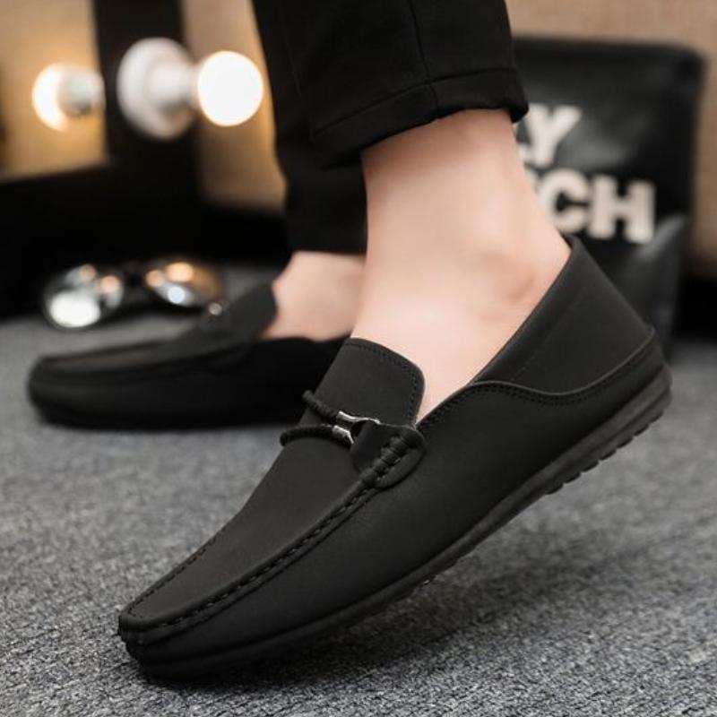 Black Round Toe Breathable Slip-on Male Casual Loafers Shoe Summer Sale Common High Quality Fashion Luxury Men's Leather Shoes