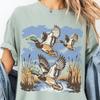 Maglietta Vintage Anatre Comfort Colors®, T-Shirt Retro Natura Unisex, Estetica Caccia all'Anatra, Maglietta Grafica Estetica per l'Outdoor, Maglietta Anatra"""