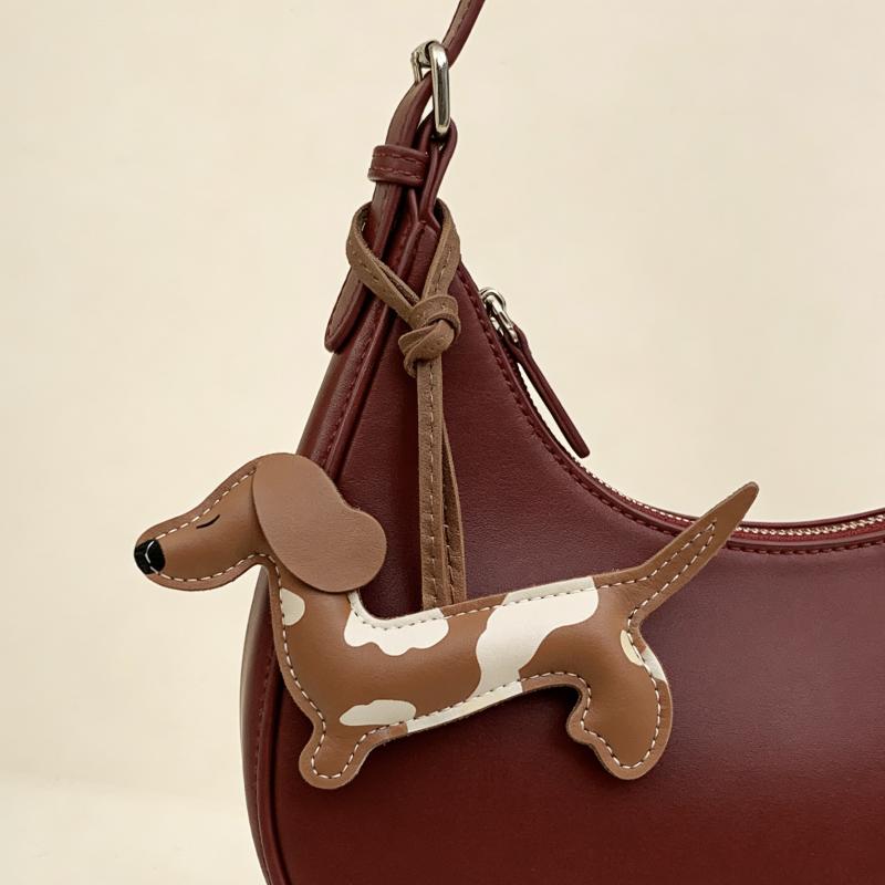 NEW Dachshund Dog Keychain Cute Pendant Puppy PU Leather Key Ring Accessory Animal Bag Charm Keys Ornament