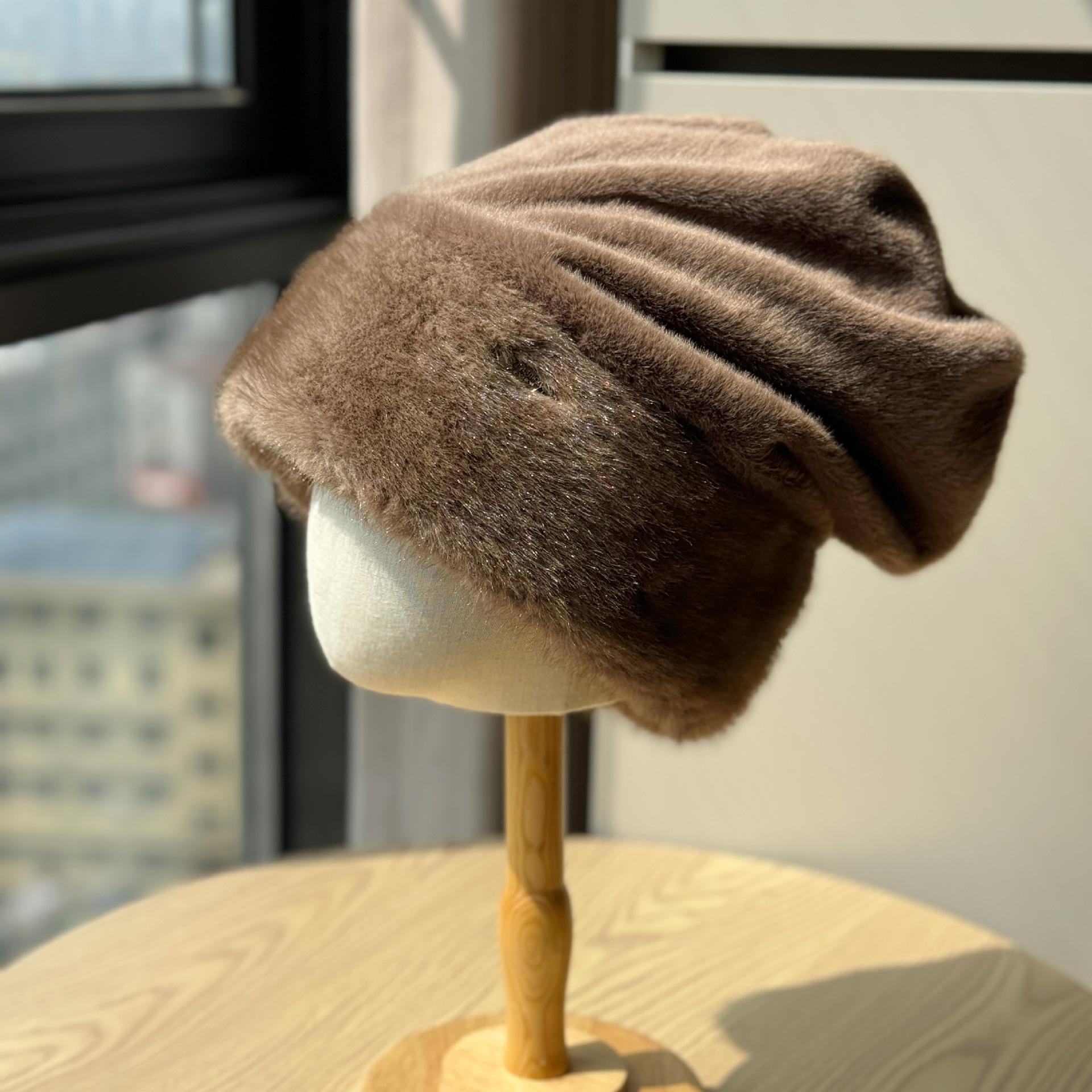 

Новый стиль Ленивый стиль Меховая отделка Шапка с маленьким ворсом для женщин Корейская версия Осень и зима Утолщенная теплая Защищающая уши Повязка на голову Шапка Тренд one size