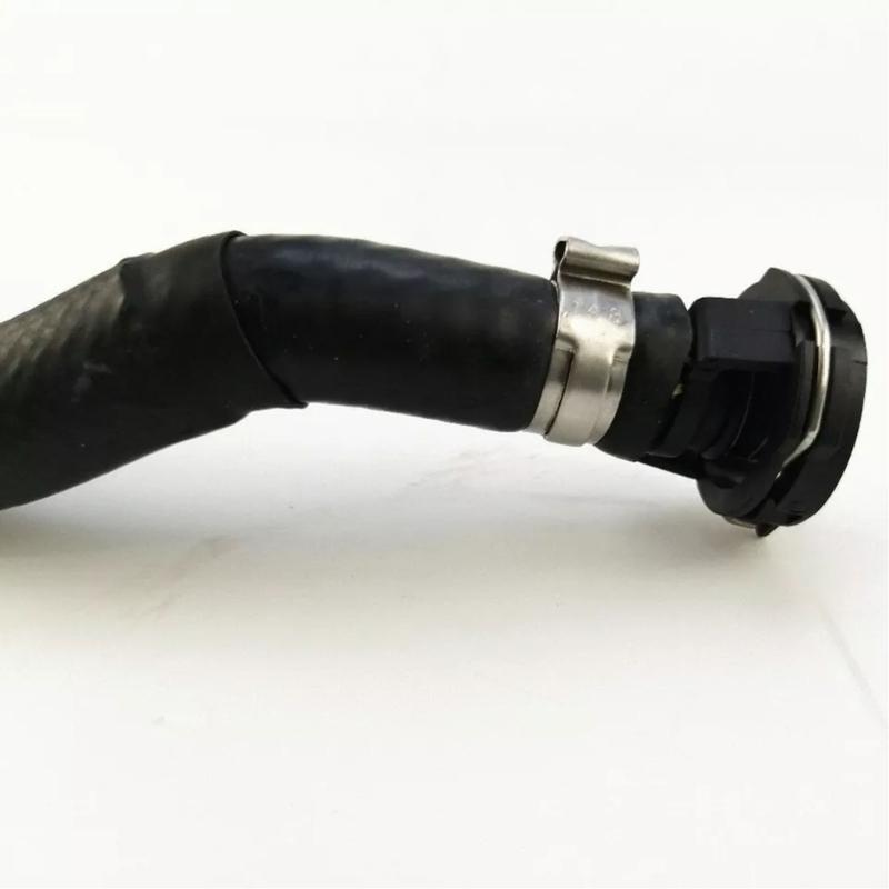 Replacement Deputy Kettle Water Pipe for W204 C204 C207 S204 Water Tank Radiator Hose 2045012825 2045013225 A2045012825