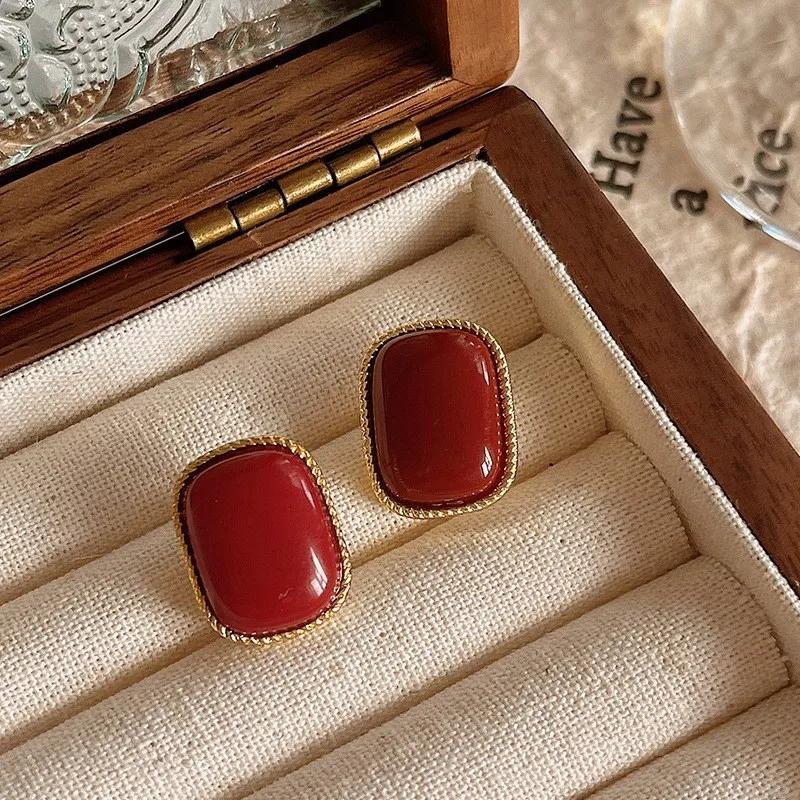 Baroque Red Color Square Stud Earring for Women French Romantic Resin Geometric Zircon Christmas Girl Gift
