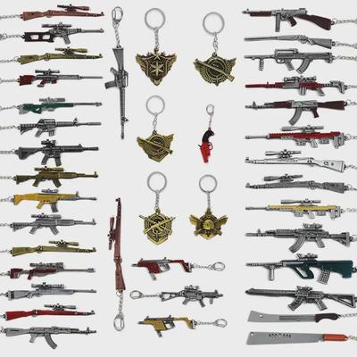 Oblíbený 12cm kovový přívěsek na klíče PUBG - Peace Elite 'Winner Winner Chicken Dinner'