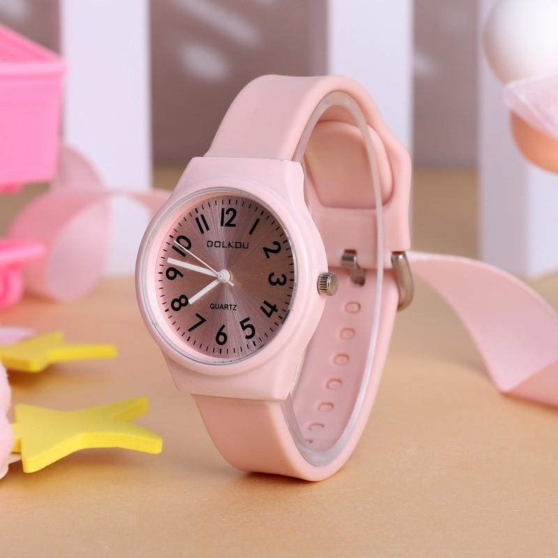 Simple Kids Sport Quartz Watch Anti-Fall Macaron Fresh Style Boys Girls Exam Watch Jelly Color Plastic Strap Quartz Wristwatches