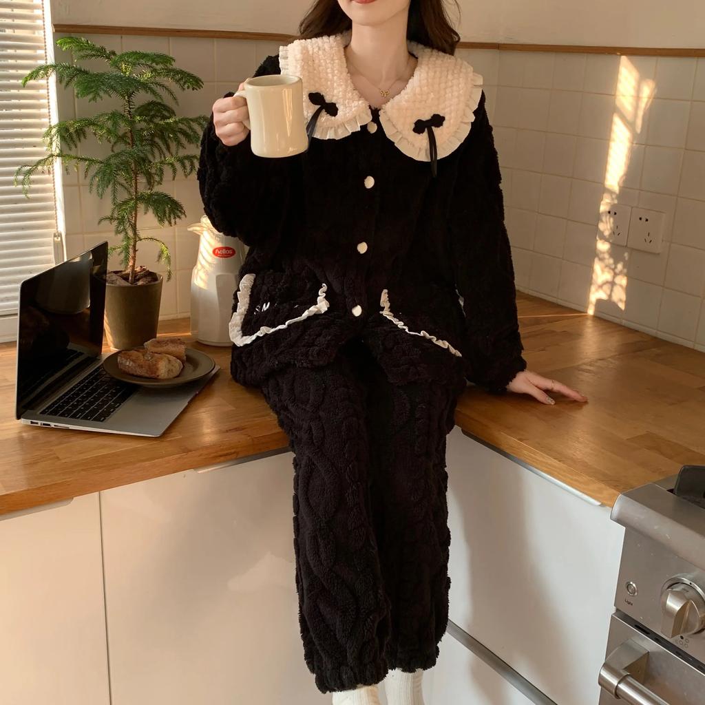 Pijama Dama Invierno Grueso Terciopelo Coral Dulce y Encantador Cuello Muñeca Trigo Estilo Cárdigan Viento Princesa Ropa de Casa Se Puede Usar