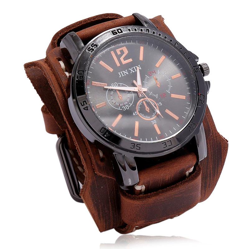 

European Retro Leather Bracelet Watch: Double Layer Hand-stitched Ornament