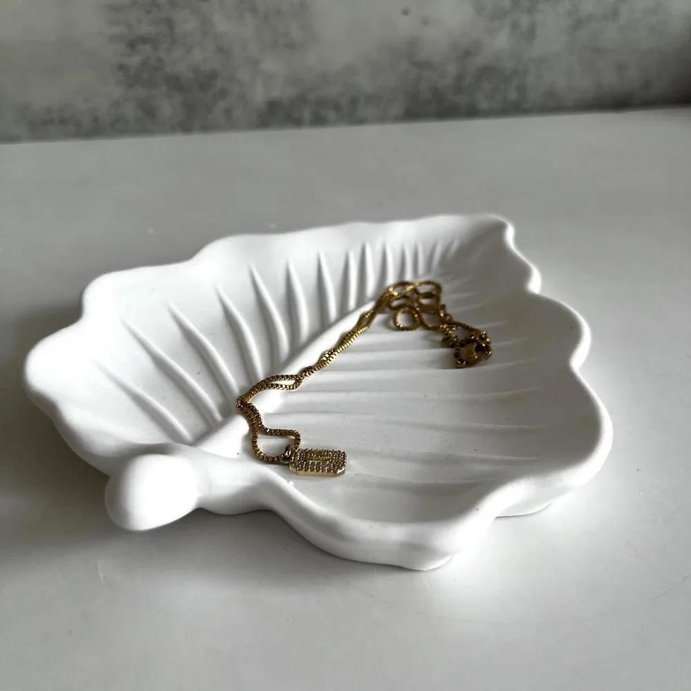 Leaf Tray Silicone Mold  DIY Jewelry Storage Plate Organizer Candle Holder Concrete Cement  Plaster Epoxy Resin Molds