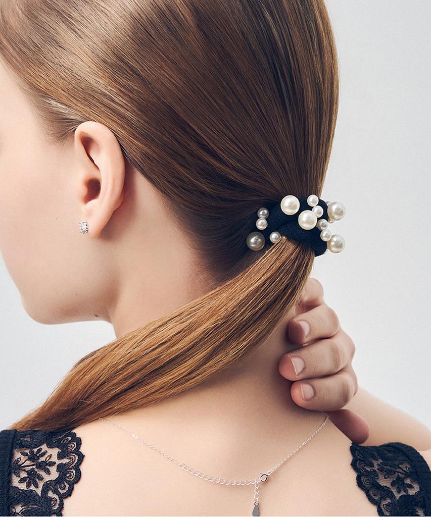 Dana Burton Pearl Scatter Hair Tie