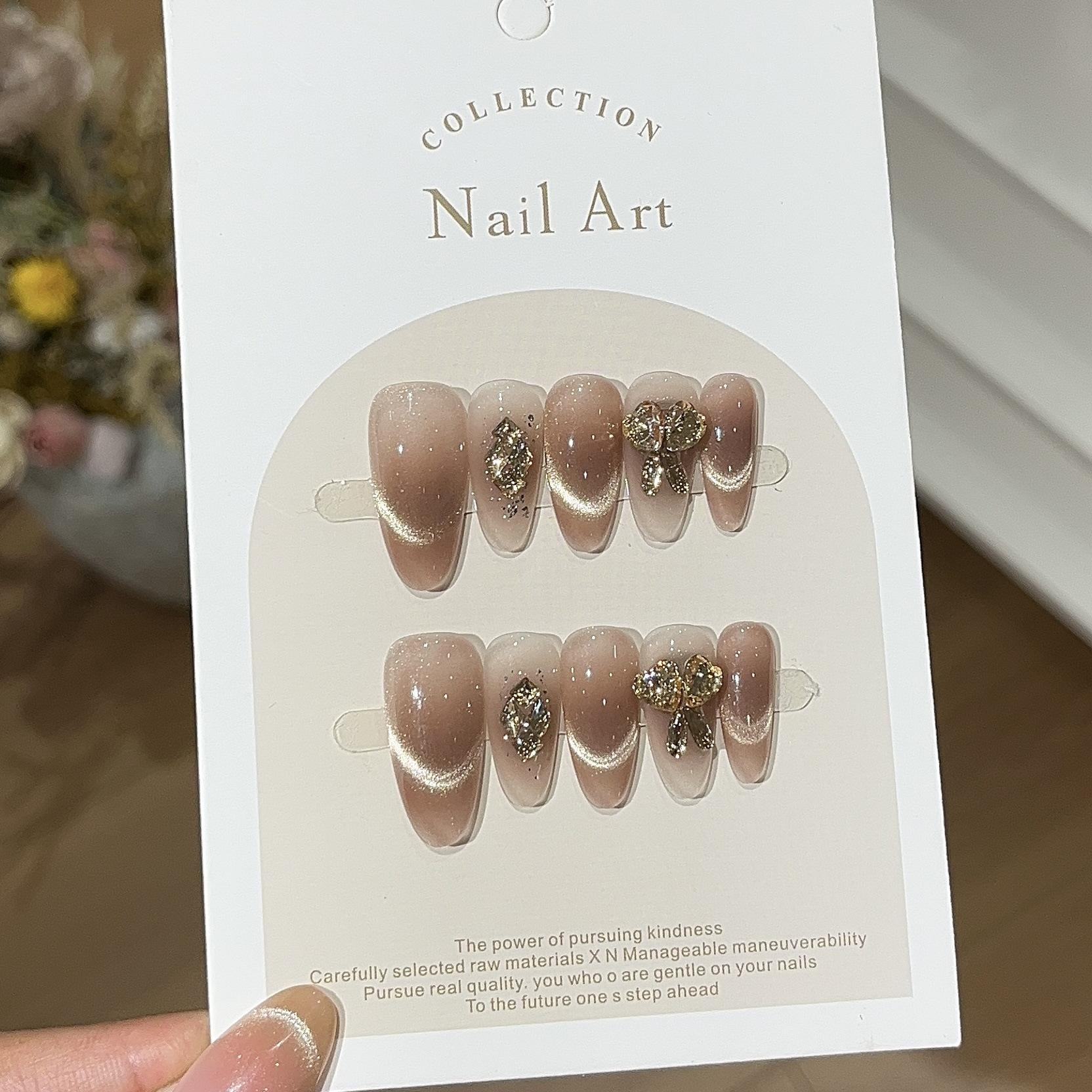 

Телесный цвет Дочь Ежедневный Темперамент Универсальная Улыбка Французский Кошачий Глаз Любовь Куча Бриллиант Ношение на Руке Броня L