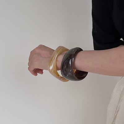 Amber Resin Wide Band Bracelet: Minimalist Retro Style for Women