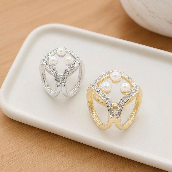 Scarf Button for Women, Double-Ring Faux Pearl Rhinestone Scarf Fastener for Silk Scarves Shawls Belt, Scarf Buckle Multi-Use Accessory