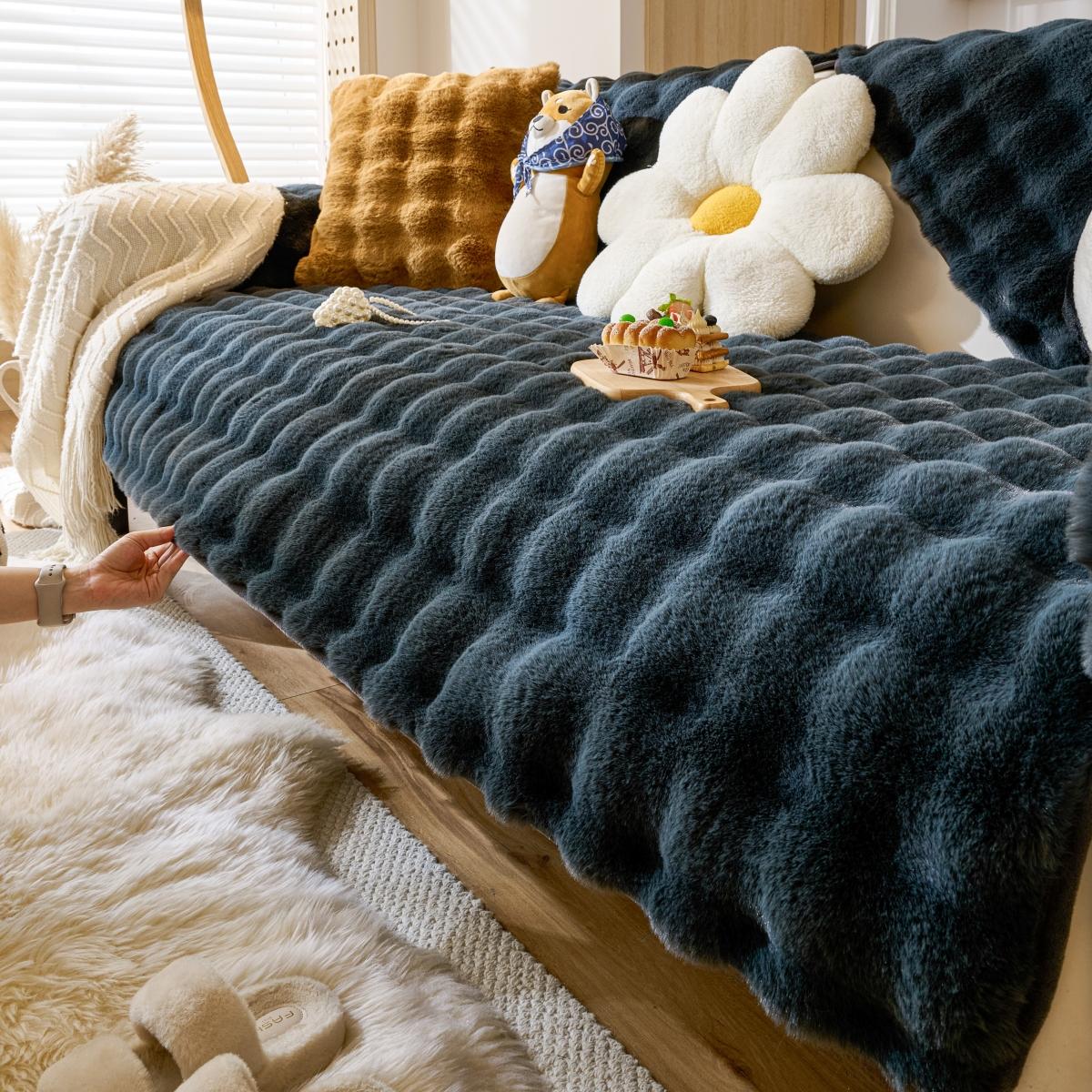 

Утолщенный искусственный мех кролика плюшевый чехол для дивана нескользящий мягкий диван полотенце чехол для подушки для дивана для гостиной современный домашний декор 70*70cm