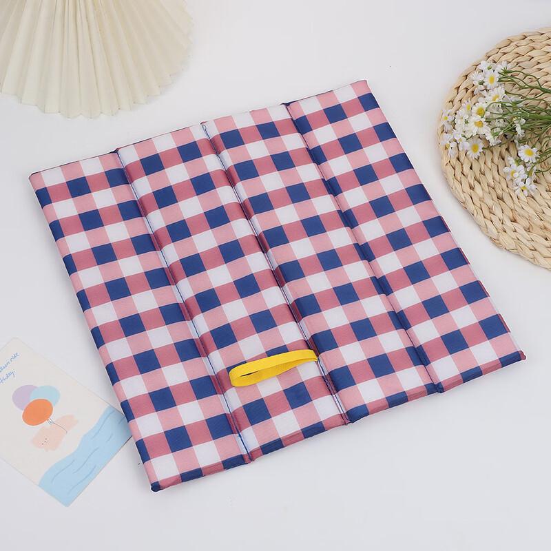 

Outdoor Picnic & Camping Mat 34cm x 36cm