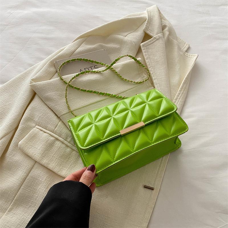 Internet Celebrity Small Square Bag Women 2025 Popular New Trendy Korean Version Shoulder Versatile Messenger Ins Fashion Diamond Chain Bag