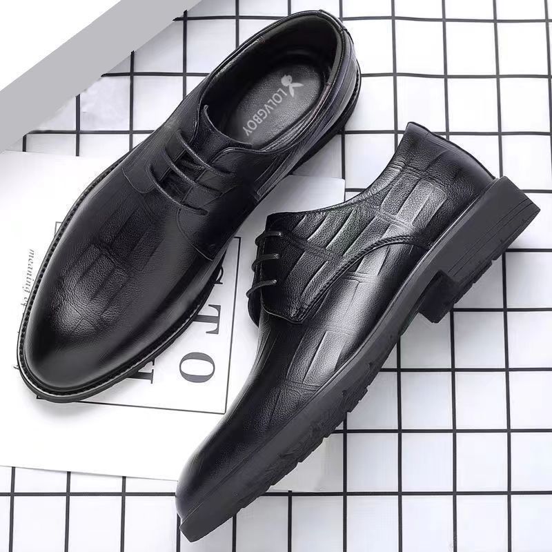 Korean Style Round Toe Social Shoe Male Young Students Low Price 2026 New Clothing Gentleman 39 Footwear Suit Men's Formal Shoes