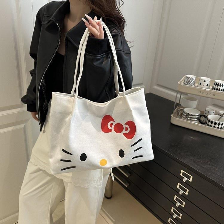 Hello Kitty Fashion Canvas Shoulder Bag With Zipper Interior Soft Construction For Women
