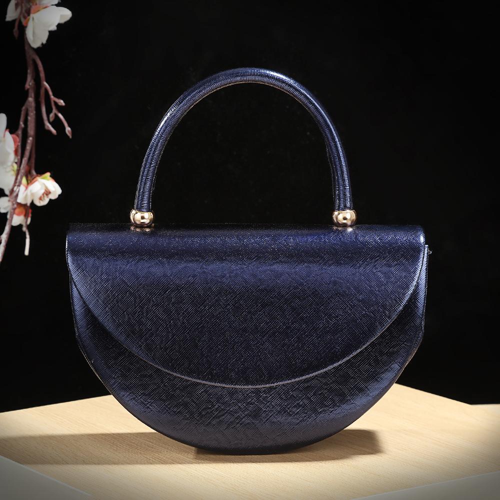 

Valentine s Day Gift,Small Simple Design Square Evening Bag, Diamd Studs Clutch Bag, Suitable for Parties and Weddings