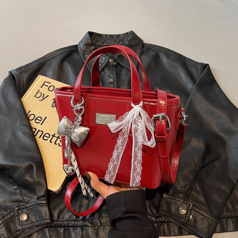 This Year's Popular Small Bags for Women's Spring and Summer Versatile 2025 New Fashion Messenger Bags Korean Version Portable Bucket Bags