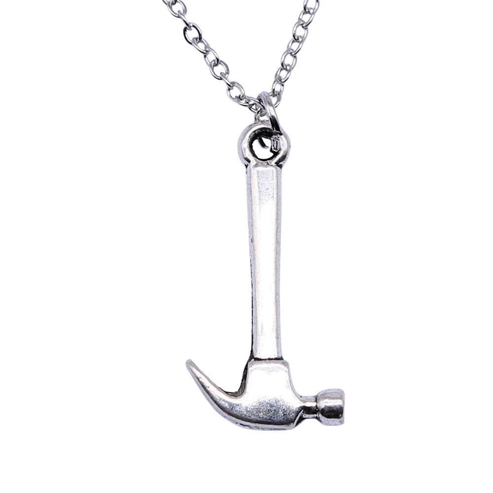 Hammered Horseshoe Pendant Necklace Western Cowboy Lucky Charm 40cm Short Chain