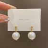 Silver needle cotton pearl earrings women's retro niche temperament Internet celebrity stud earrings French gentle explosion ear jewelry