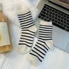Women's mid-calf socks for autumn and winter, black and white thickened warm striped socks, color-blocked women's soft and glutinous socks for women