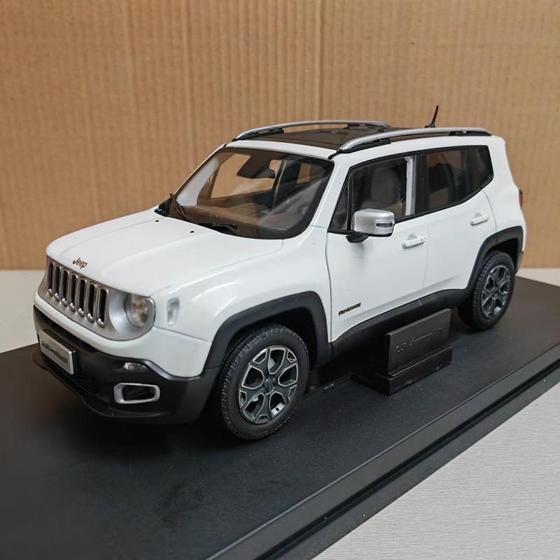 

1:18 Внедорожник Renegade Симуляция Литой Металлический Сплав Модель Автомобиля украшение для витрины коллекция подарки