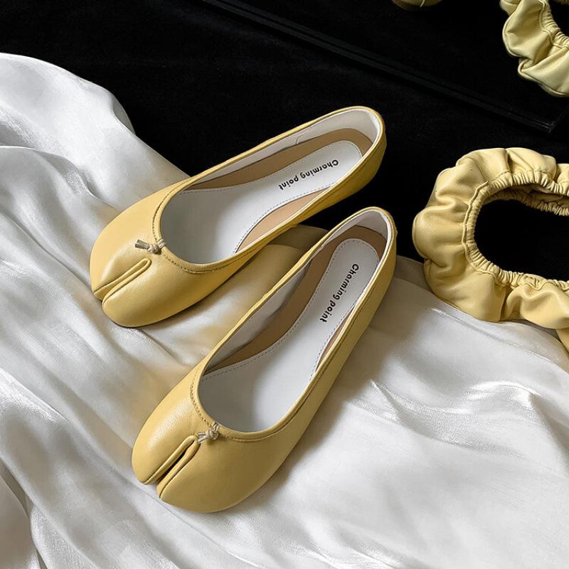 

Новая женская повседневная обувь, одинарная обувь, с открытым верхом, однотонная, на плоском каблуке, обувь-лоферы, для ношения в любое время года, низкие туфли, женская кожаная обувь 39 жёлтый