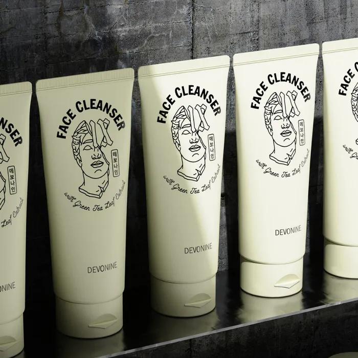 Vegan Face Cleanser with Green Tea Extract