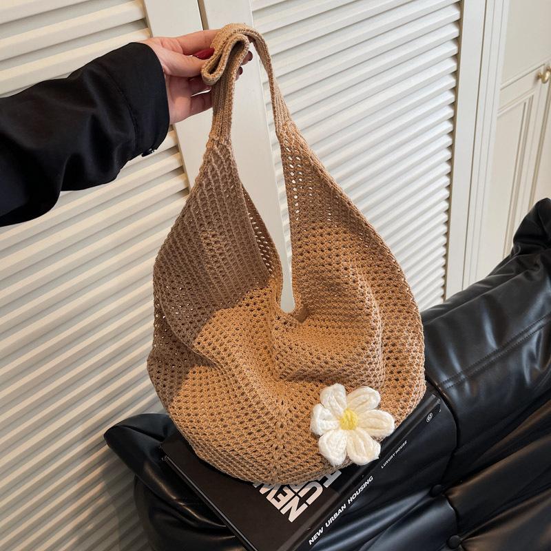 Reisen am Meer Strandtasche Damen Neue hohle gewebte Tasche Große Kapazität Schulter-Tragetasche Leichte Sommer-Strandurlaub-Schultertasche