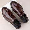 High End Marke Herren Glänzende Lederschuhe Dicksohlige Schnür-Brogues Klassische Braune Herren Business Bankett Kleiderschuhe