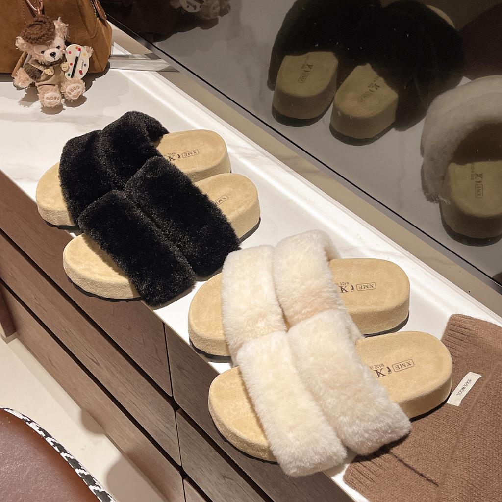 French retro fluffy slippers for women to wear in the spring and autumn of 2025, the new lamb wool thick-soled one-word cotton slippers