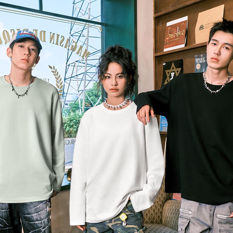 MINISO Men's Fleece-Lined Crew Neck Long Sleeve T-Shirt