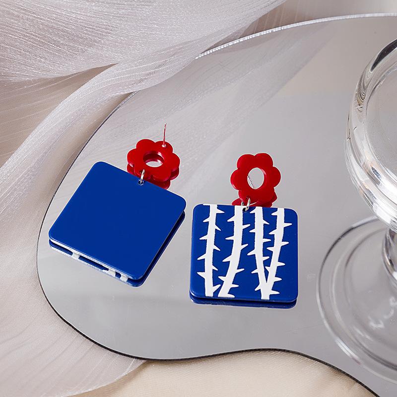New Autumn And Winter Style Retro Fashion Colorful Personalized Earrings Geometric Square Love Studs