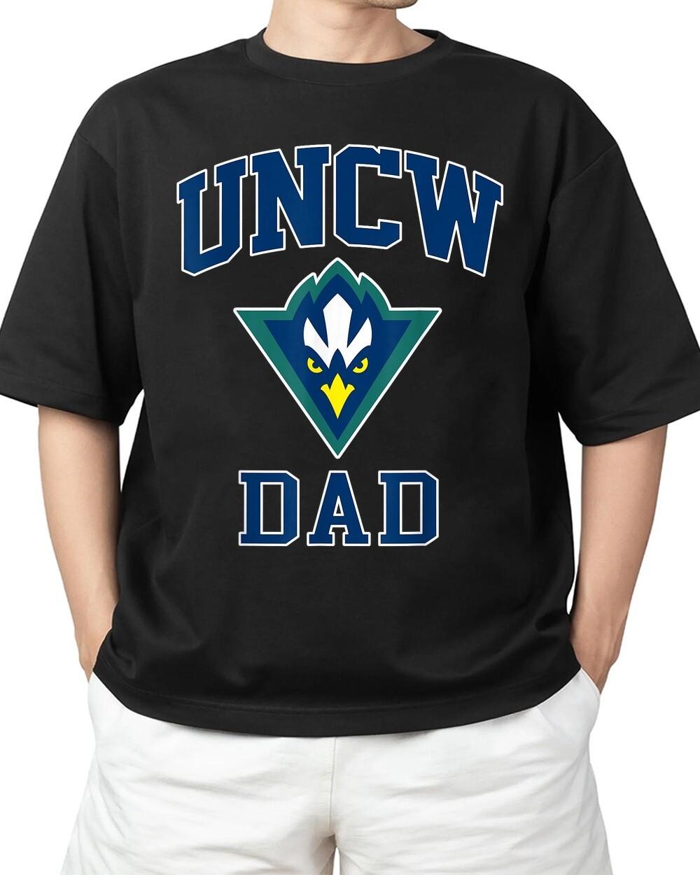 UNCW Arch Vintage Retro College Dad Father s day Vintage Adult S-4XL T-Shirt XL