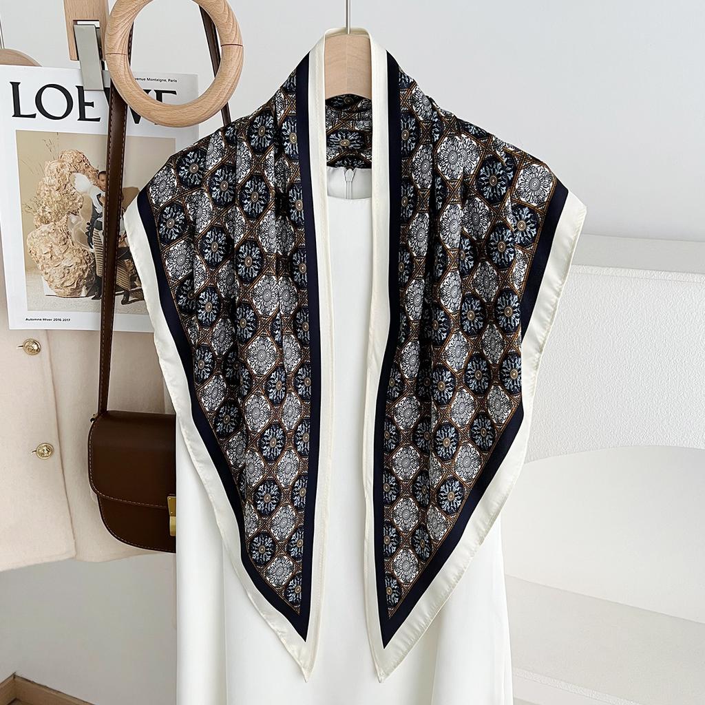 Premium retro printing autumn new silk scarf fashionable versatile diagonal headscarf decorative jeans belt triangle scarf