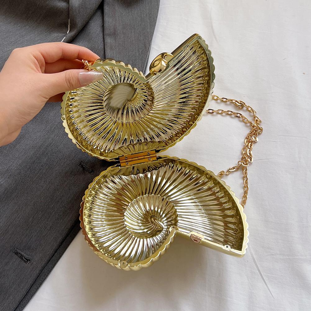 Conch Shape Evening Clutch Purse Acrylic Fashion Evening Bags Stylish Shoulder Bag Chain Strap Purse for Wedding Party