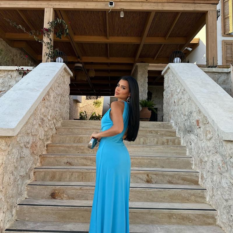 Rochie privată cu pliuri slim fit cu temperament lung