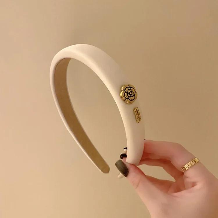 Elegant Sponge Headbands for Women Simple Pearl Camellia Headband Black White Hairband Girls Hair Accessories Headwear