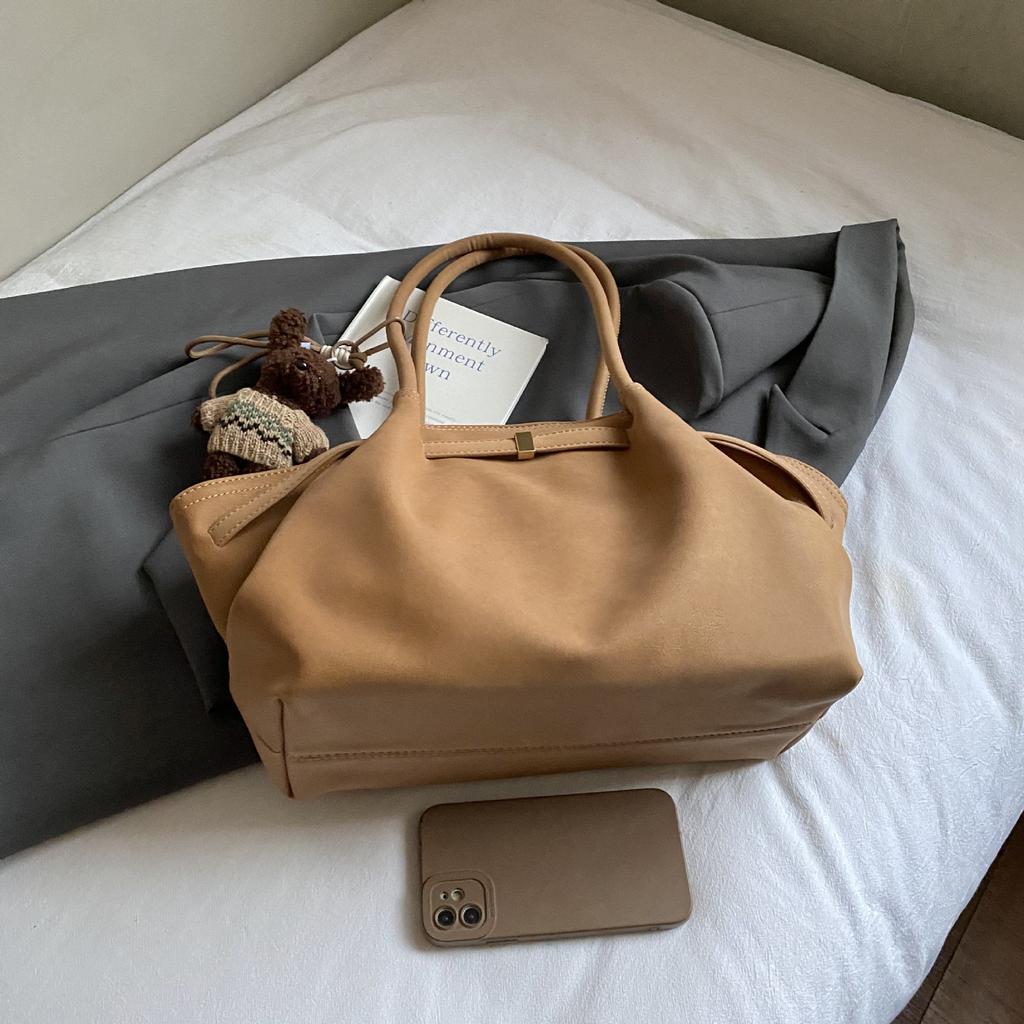 Trendy Tote Bag Large-capacity Commuter Bag Women's Autumn and Winter New Retro Suede Casual Shoulder Bag Handbag