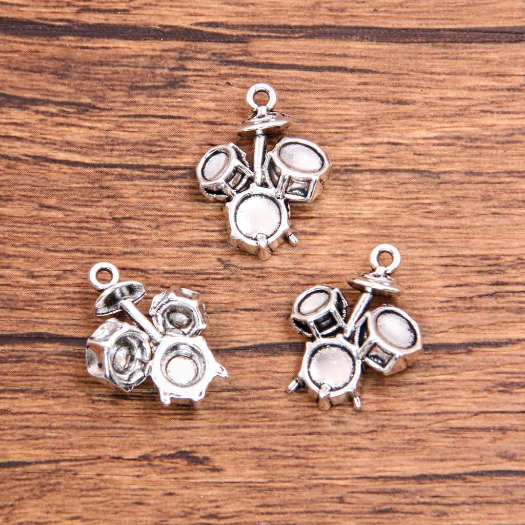 10pcs Musical Note Pendant Piano Guitar Microphone Speaker Suona Music Equipment Alloy Jewelry Accessories