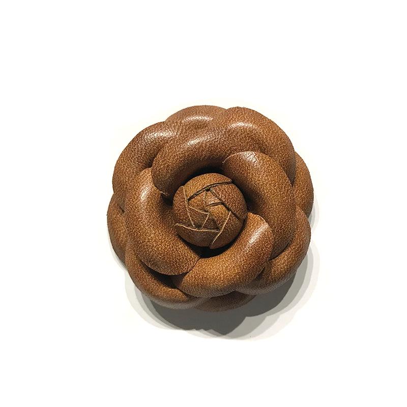 Luxury Camellia Leather Flower Brooch - Elegant Handmade 3D Corsage Pin for Women