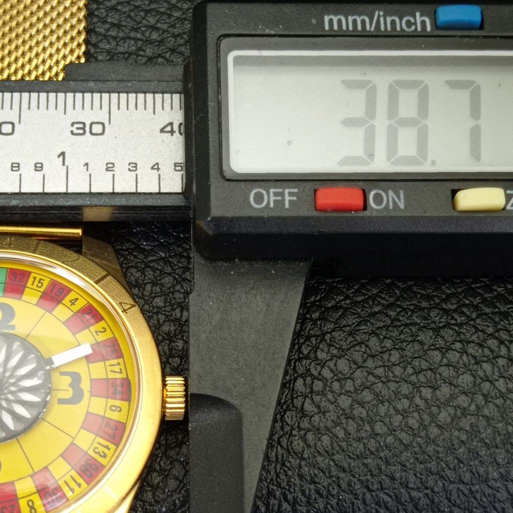 VINTAGE HAND-WINDING SWISS MENS REFURBISHED ROULETTE YELLOW DIAL WATCH A701163-5 R205b-a701163