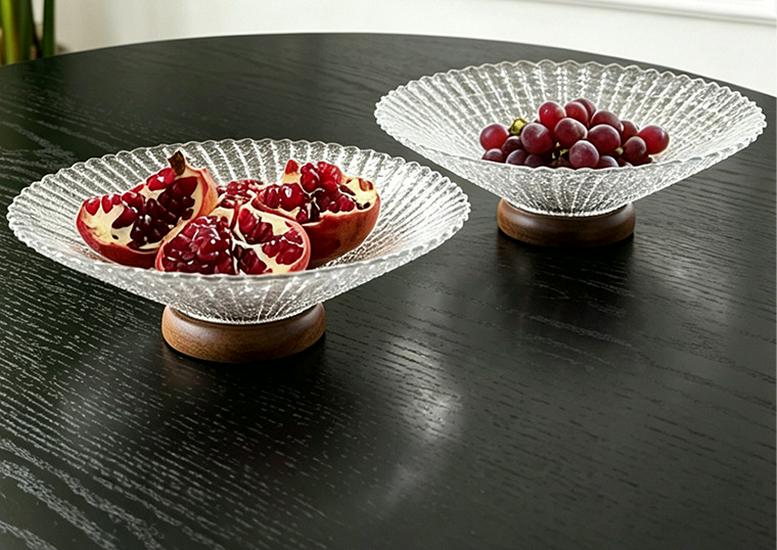 Elegant High-Footed Glass Fruit Bowl for Living Room - Stylish Candy Dish & Snack Display Plate