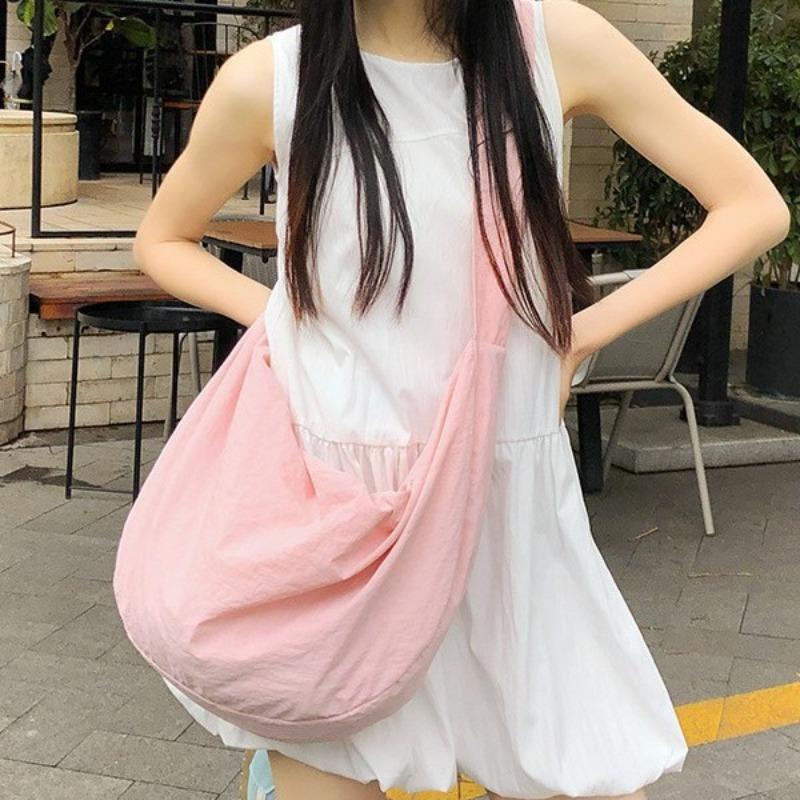 Lazy Wind Large-capacity Cloth Bag Nylon Commuter Bag Women's New Simple and Versatile Tote Bag