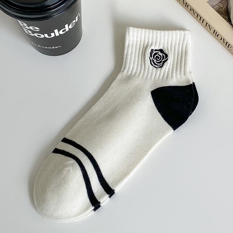 Calzini da Basket in Cotone Monocolore Stile Autunnale da Uomo - Calzini Zhuji Bianchi alla Moda