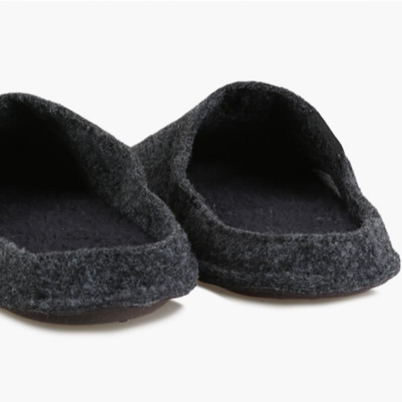 Crocs ClaSSic Erkek Kadın Ofis Okul Soğuk Hava Polar Terlikler 203600 060